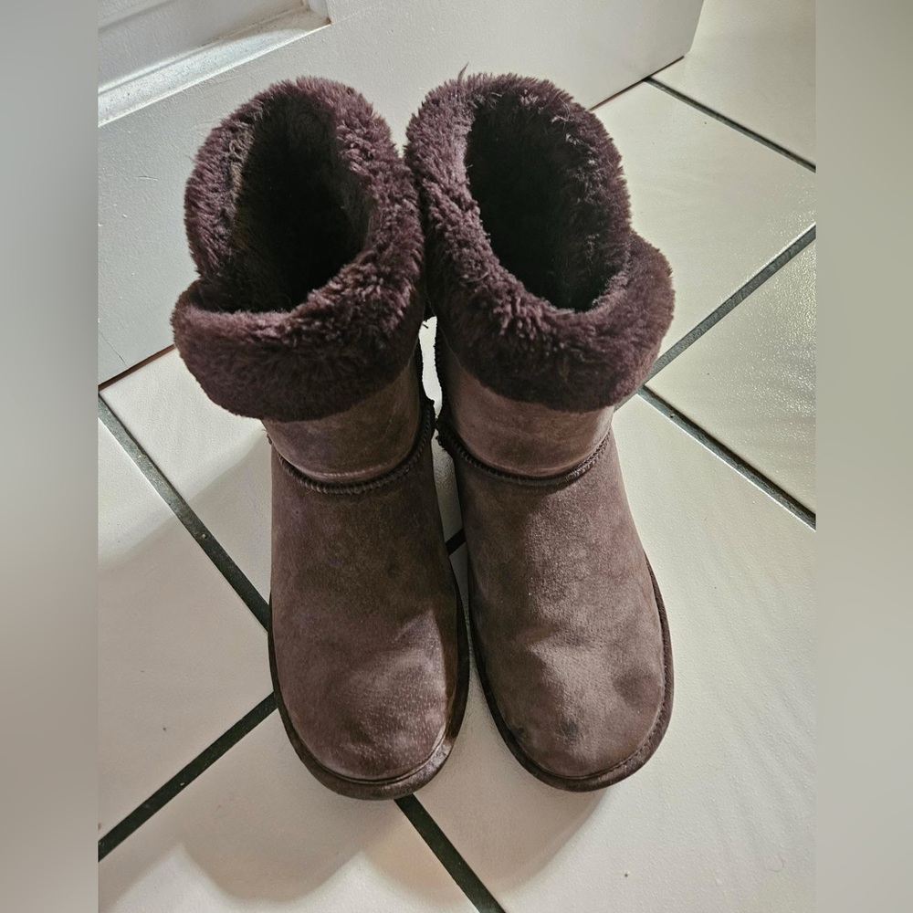 Lamo Boots